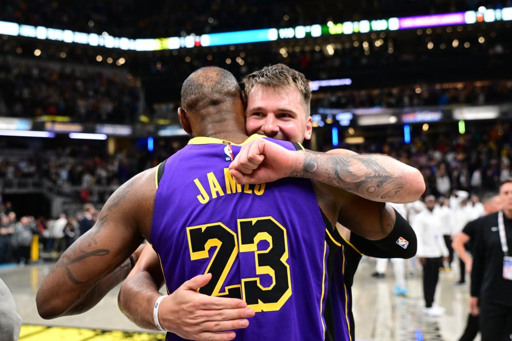 在库里伤缺 在库里伤缺