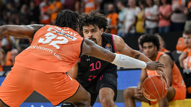 而非情绪化 而非情绪化